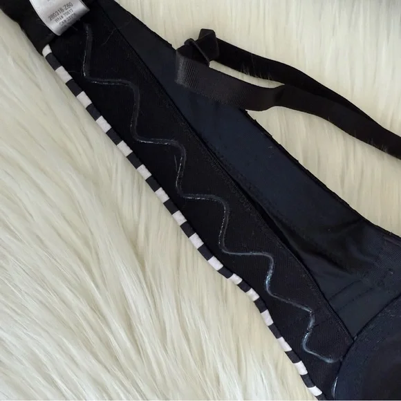 34B/S RARE Vs Victoria Secret Black & White Striped VERY SEXY multi-way push up - Picture 10 of 15